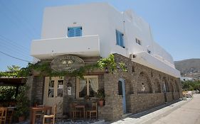 Louiza Hotel